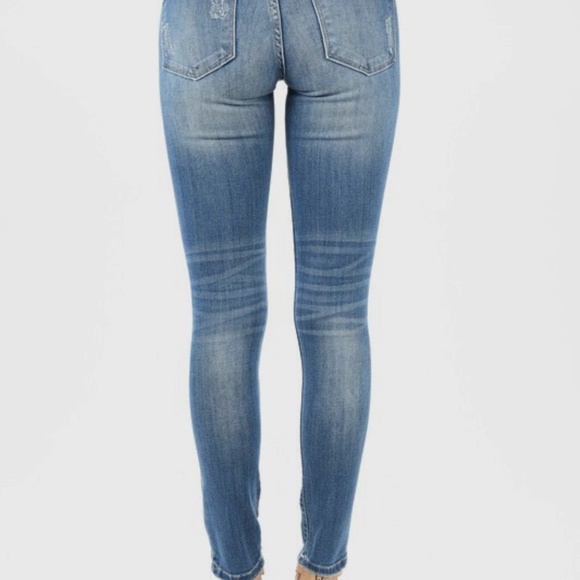 Judy Blue Destroyed Skinny Jeans - Picture 3 of 3